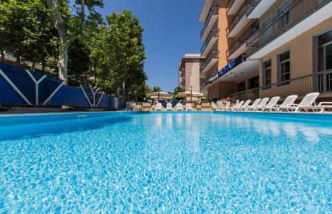 hotelatlasrimini en swimming-pool 020